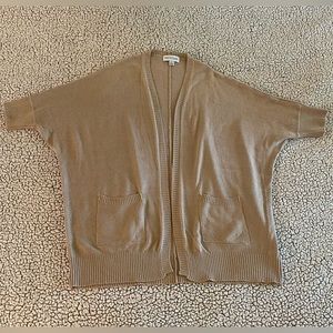 Great Northwest Clothing Company Tan Cardigan Sweater Women’s Size Small